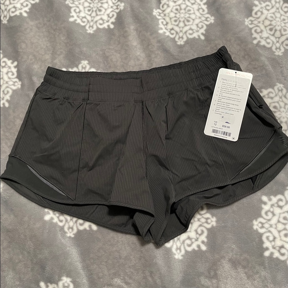 Lululemon short